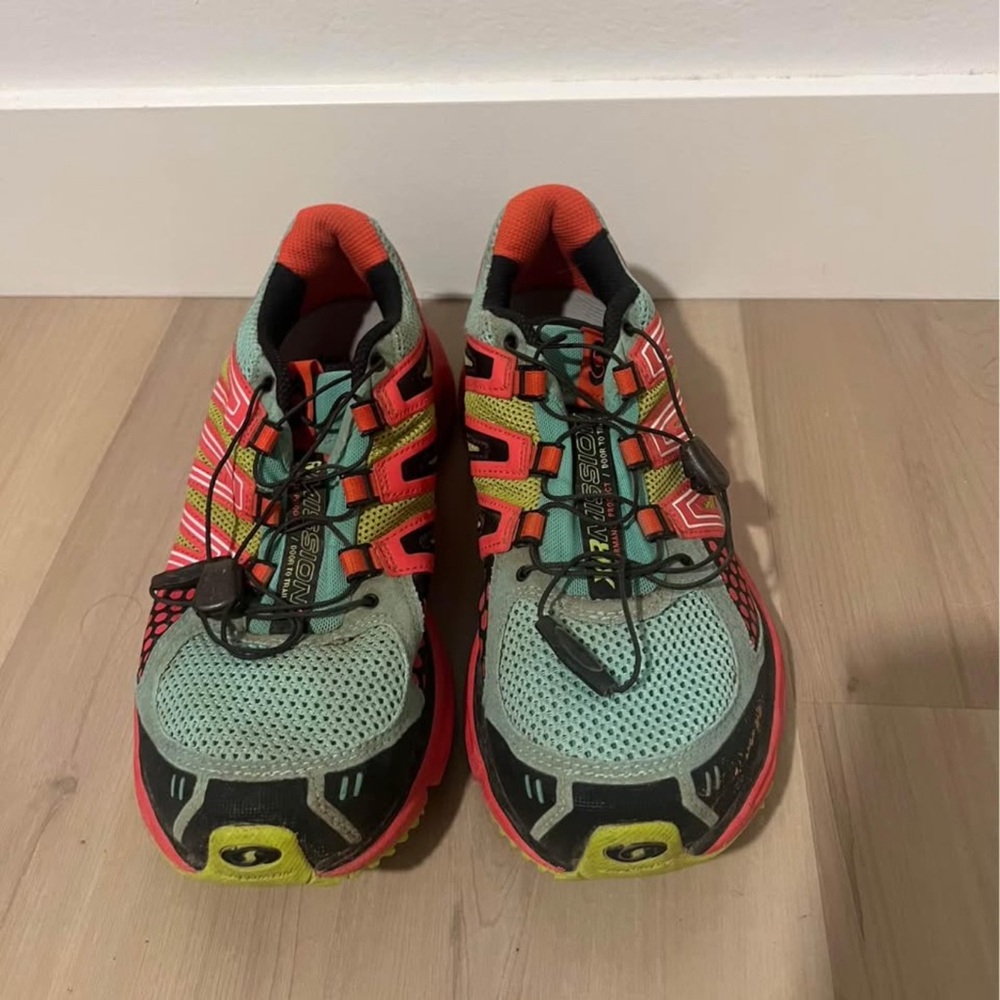 Salomon Women’s Trail Running Shoes Size 9 – Multicolor
